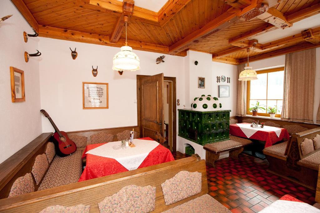 Johnsbach Gasthof - Pension Oedsteinblick מראה חיצוני תמונה